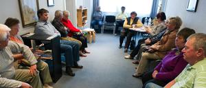 Beim Hausarzt ist das Wartezimmer oft voll. Doch Termine gibt es dort schneller als beim Spezialisten.