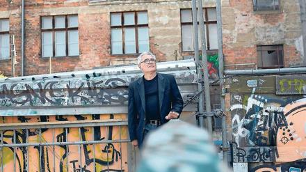 Mit „Apollokalypse“ für den Deutschen Buchpreis nominiert. Der Dichter Gerhard Falkner in Berlin. 