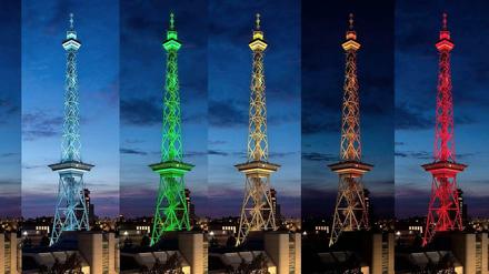 Buntes Wahrzeichen. Bei Messen und anderen besonderen Anlässen wird der Funkturm in verschiedenen Farben illuminiert. 