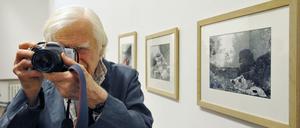 Marc Riboud 2009 in der Ausstellung "Die Europäer" in der Kunsthalle Erfurt.