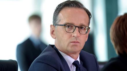 Heiko Maas hat sich eingemischt. Er durfte das. Aber dazu stehen, möchte er lieber nicht.