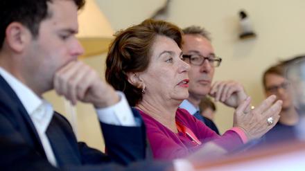 Blick nach vorn. Die Geschäftsführer des Medienboards, Kirsten Niehuus und Helge Jürgens (rechts), stellen den Jahresbericht 2015 vor.