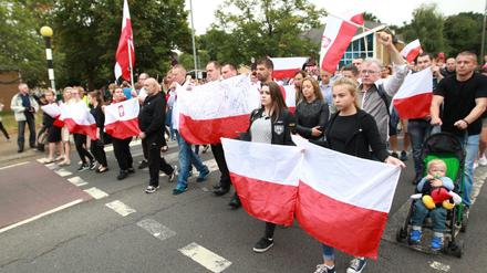 Polen gingen am vergangenen Wochenende nach dem Tod eines Landsmannes im britischen Harlow auf die Straße.