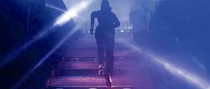 Treppenblitz. Beim Istaf im Olympiastadion werden die Leichtathleten bei ihrer Vorstellung bereits wie Showstars präsentiert. Die EM-Veranstalter wollen das Konzept im nächsten Jahr noch weiterentwickeln.