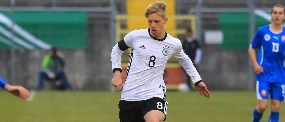 Lenker. Arne Maier wird von den Experten besonders für sein überragendes Spielverständnis und seine gute Übersicht gelobt.