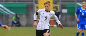 Lenker. Arne Maier wird von den Experten besonders für sein überragendes Spielverständnis und seine gute Übersicht gelobt. 