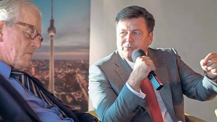 In Berlin wird viel gebaut. Aus Sicht von Hans Kollhoff (links) werden dabei vielfach die falschen Prioritäten gesetzt. Er beklagte auf einer Podiumsdiskussion am Mittwoch, dass Bausenator Andreas Geisel (SPD) sich nur auf die Schaffung von Wohnungsquantitäten konzentriere. Der Architekt forderte eine neue Internationale Bauausstellung. 