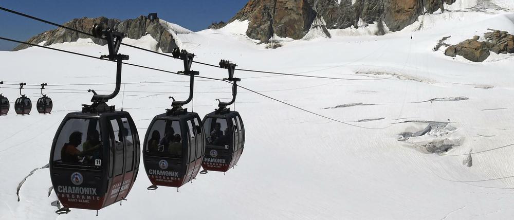 Die Panorama-Gondel am Montblanc.