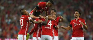 Die Spieler des FC Bayern haben viel zu feiern, doch dem Verein könnten juristische Schwierigkeiten drohen.