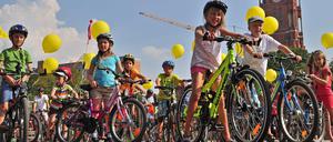 Kinder demonstrierten am Sonntag für mehr Platz auf den Berliner Straßen.