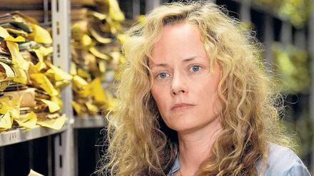 Silke Bodenbender hat sich durch Rollen mit Relevanz einen Namen gemacht. Als Kommissarin Lotte Jäger begibt sie sich in die DDR-Vergangenheit. 