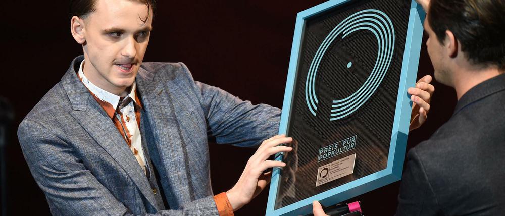 Der Wahl-Berliner Drangsal erhält den Preis für Popkultur als hoffnungsvollster Newcomer.