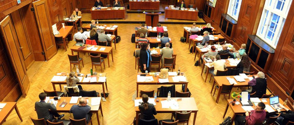 Eine Sitzung im Rathaus Treptow.