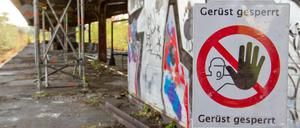 Verfallen. Der S-Bahnhof Wernerwerk, aufgenommen im Jahr 2014.