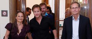 Sasha Waltz, Johannes Oehmann, Kulturstaatssekretär Tim Renner und Berlins Regierender Bürgermeister Michael Müller im Roten Rathaus.