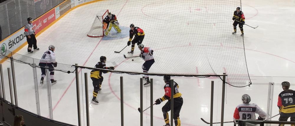 Die Eisbären spielten in Lappeenranta zu Beginn stark auf, hinten raus war dann aber SaiPa stärker.