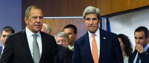 Die Außenminister der USA und Russlands, John Kerry (r.) und Sergej Lawrow, haben sich auf eine Feuerpause in Syrien geeinigt.