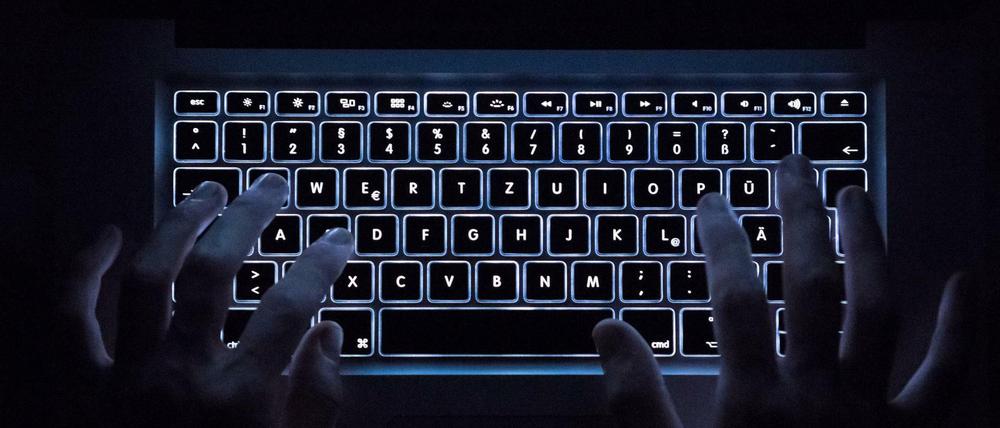 Im Darknet floriert illegaler Waffenhandel.