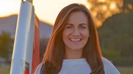 Jovana Dzalto auf dem Flugplatz Lilienthal im Ortsteil Lachen-Speyerdorf der Stadt Neustadt an der Weinstraße.