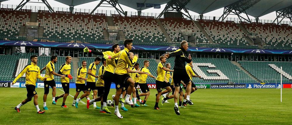 Die BVB-Profis erwartet in Warschau eine ähnlich hitzige Atmosphäre wie am Samstag in Leipzig.