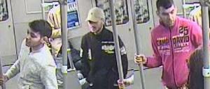 Tatverdächtige und Zeuge in der U-Bahn