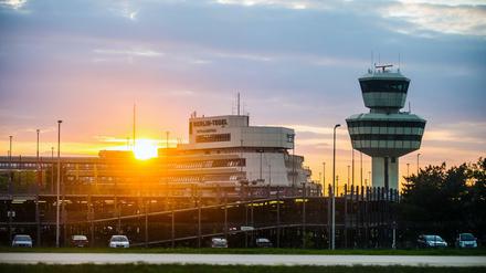 Die FDP will Tegel auch dann nicht vom Netz nehmen, wenn der BER nach all den Pannen endlich mal funktionieren sollte. 