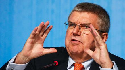 Die Kritik an IOC-Präsident Thomas Bach wird immer lauter.
