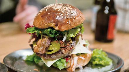 Hackfleisch? Bacon? Köstlich! Aber unser Kolumnist macht Sportfasten, und er hat Hunger.
