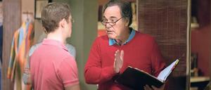 Hier geht's lang: Oliver Stone mit "Snowden"-Titelheld Joseph Gordon-Levitt bei den Dreharbeiten.
