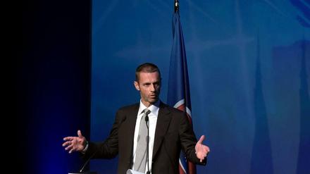 Pragmatisch ist nicht nur sein Haarschnitt. Der Slowene Ceferin verspricht mehr Transparenz in der Uefa.