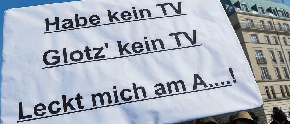 Der Zwang zum Rundfunkbeitrag bleibt umstritten.
