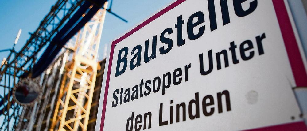 Berlins Kultur, immer in Bewegung: Hier die Baustelle der Staatsoper Unter den Linden.