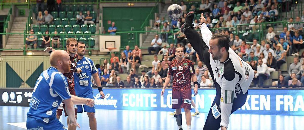 Der überragende Silvio Heinevetter hielt in Wuppertal über 40 Prozent der Würfe.