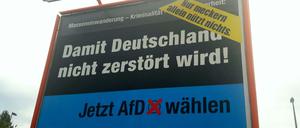 Werbung für die AfD am S-Bahnhof Marzahn.