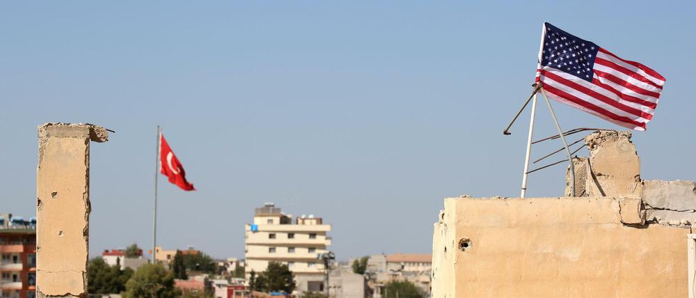 Eine US-Flagge in Syrien  