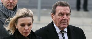 Doris Schröder-Köpf und Gerd Schröder, Bundeskanzler a.D., gehen künftig getrennte Wege. 