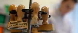 Im Pankower Sozialamt fehlen bei vielen Aktenblättern die Eingangsstempel.