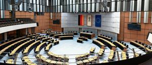 Ein Blick in den Plenarsaal. Füllen wird er sich erst wieder am 27. Oktober.