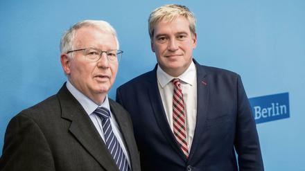 Dieter Glietsch (l.) nach seiner Ernennung mit Gesundheitsstaatssekretär Dirk Gerstle (r.). 
