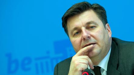 In Bedrängnis. Hat das Ressort von Bausenator Andreas Geisel (SPD) versucht, unliebsame Berichterstattung hinauszuzögern?