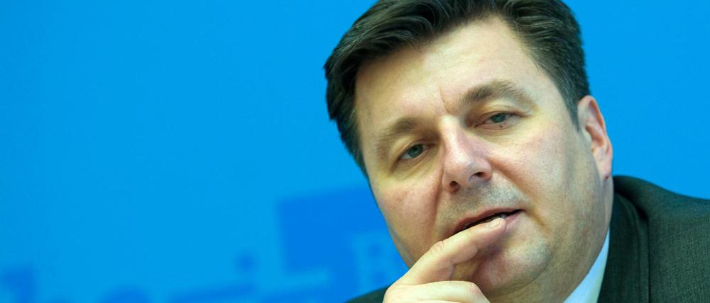 In Bedrängnis. Hat das Ressort von Bausenator Andreas Geisel (SPD) versucht, unliebsame Berichterstattung hinauszuzögern?