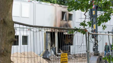 Vier Container wurden bei dem Brandanschlag in Bremen komplett zerstört, zwölf weitere beschädigt. 