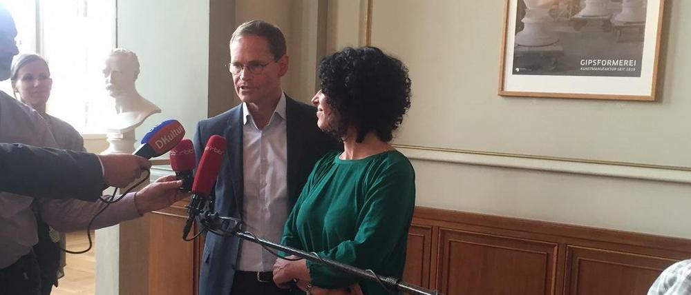 Grünen-Landesvorsitzende Bettina Jarasch und Michael Müller äußern sich nach den Sondierungsgesprächen.