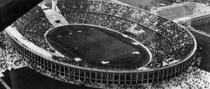 Olympia 1936 in Berlin. Auch in Zehlendorf gibt es Spuren, etwa mit dem Schießplatz im Dreilindener Forst sogar eine olympische Wettkampfstätte - und der stellvertretende Präsident des Organisationskomitees wohnte in der Dubrowstraße in Schlachtensee, hat Dirk Jordan recheriert 