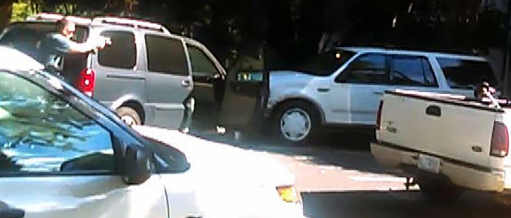 Die Handy-Aufnahme von Rakeyia Scott zeigt den Moment nach den tödlichen Schüssen auf ihren Mann Keith Lamont Scott in Charlotte, North Carolina.