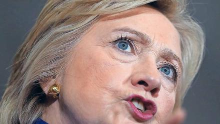 Für die Demokraten tritt Hillary Clinton an.