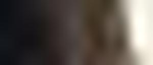 Jochen Laube hat die Kinofilme „Kreuzweg“, „Wir sind jung, wir sind stark“ und „Mängelexemplar“ produziert. Gerade realisiert er zusammen mit Fabian Maubach „Was uns nicht umbringt“.