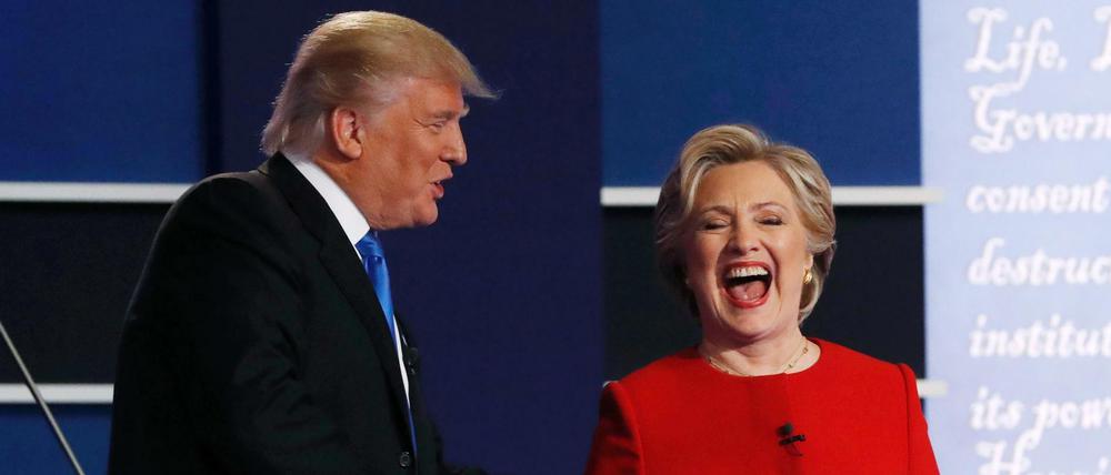 Guter Abend für Hillary Clinton: Handschlag mit Donald Trump nach dem ersten TV-Duell