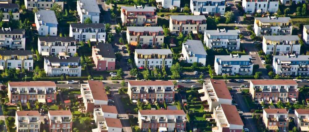 Beim Verkauf von Grundstücken gebe es ein Schlupfloch in Form von Share Deals, sagt Steffen Zillich. Das müsse geändert werden.