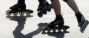Bereits am Sonnabend rollten die Skater durch die Stadt.